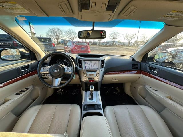 2011 Subaru Outback 3.6R Limited Navigation Image 29 of 43
