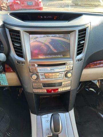 2011 Subaru Outback 3.6R Limited Navigation Image 36 of 43