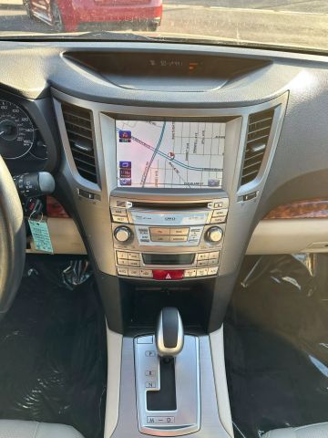 2011 Subaru Outback 3.6R Limited Navigation Image 35 of 43