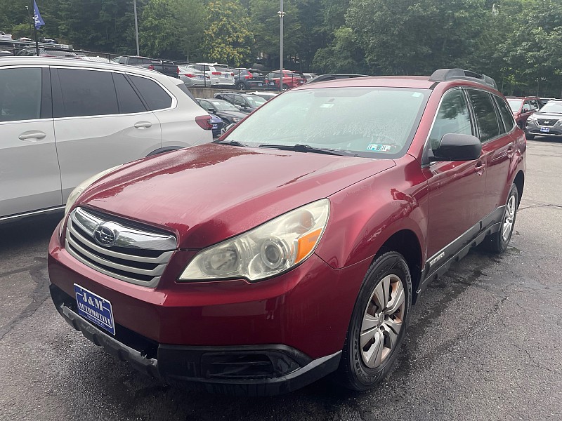 2011 Subaru Outback 2.5i Image 1 of 2