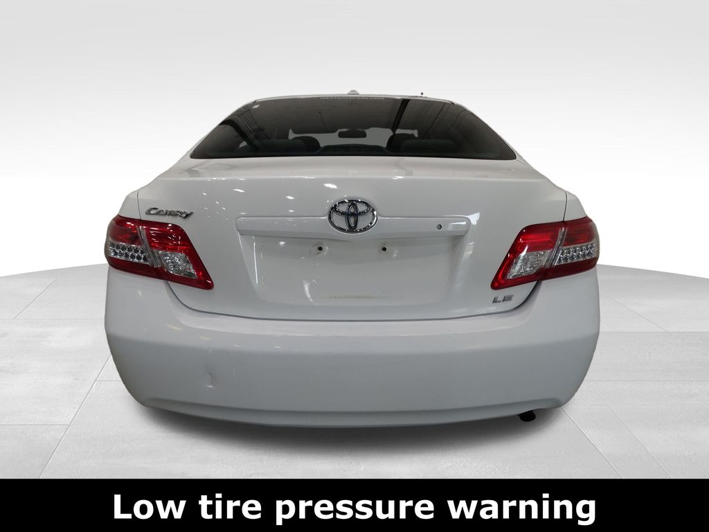 Vehicle image 6 of 30