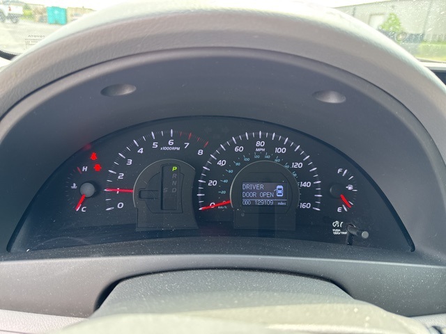 Vehicle image 4 of 5