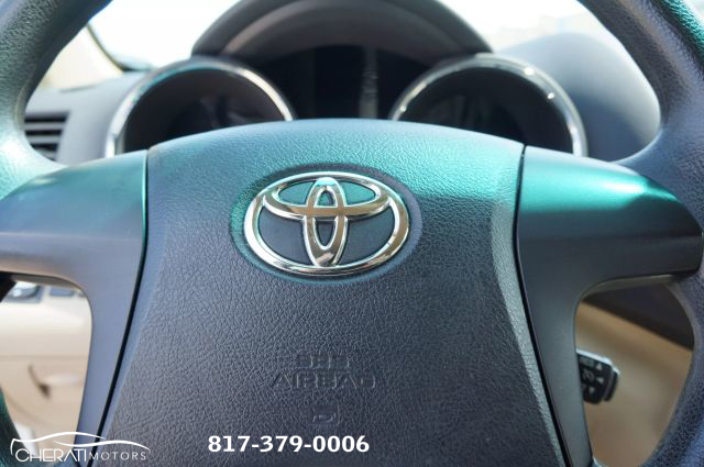 Vehicle image 12 of 26