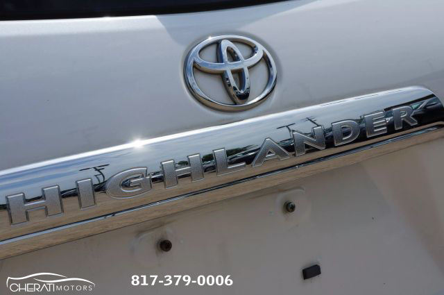 Vehicle image 5 of 26