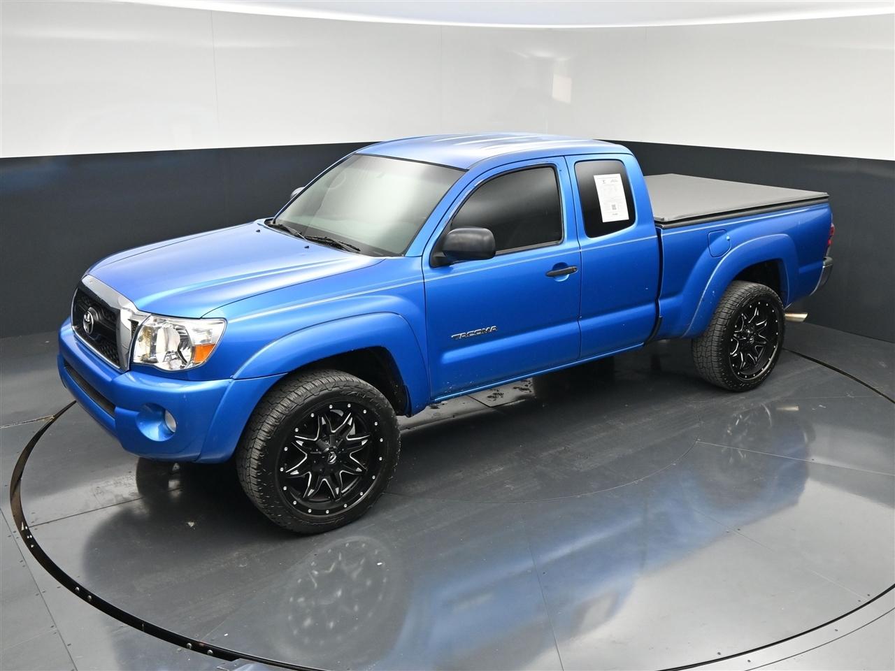 2011 Toyota Tacoma Base Image 1 of 40