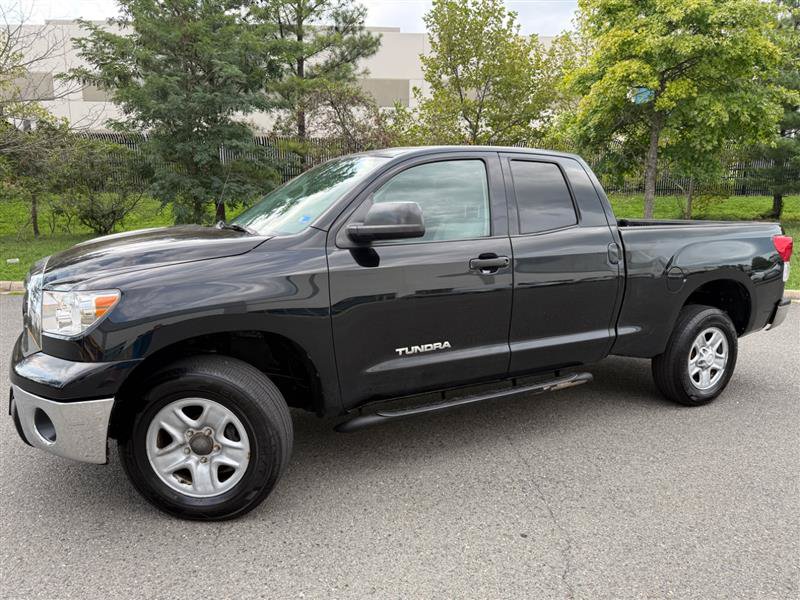 2011 Toyota Tundra Base Image 3 of 52