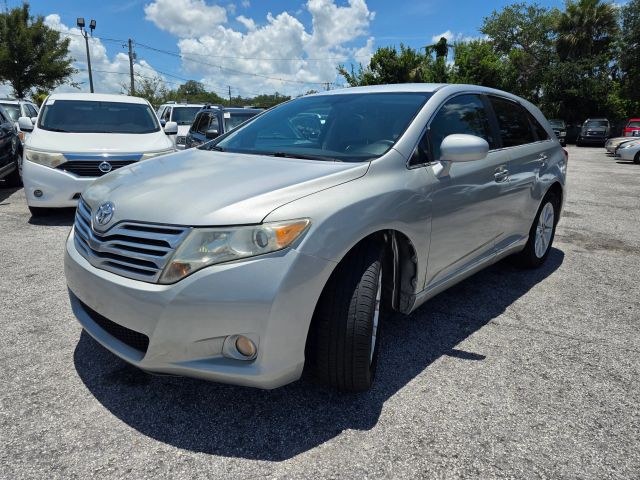 2011 Toyota Venza Base Image 1 of 24