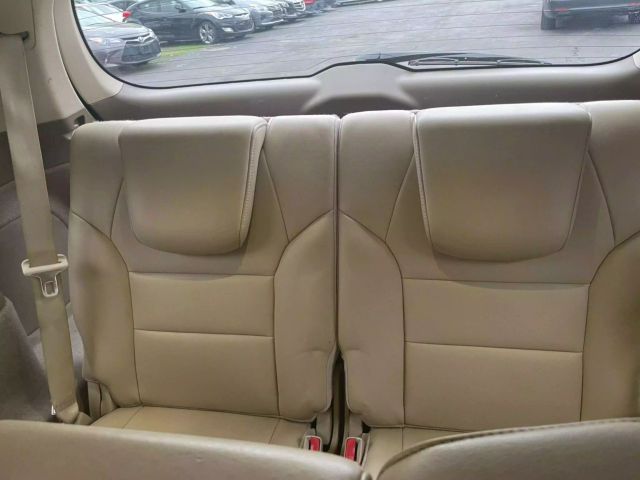 Vehicle image 10 of 20