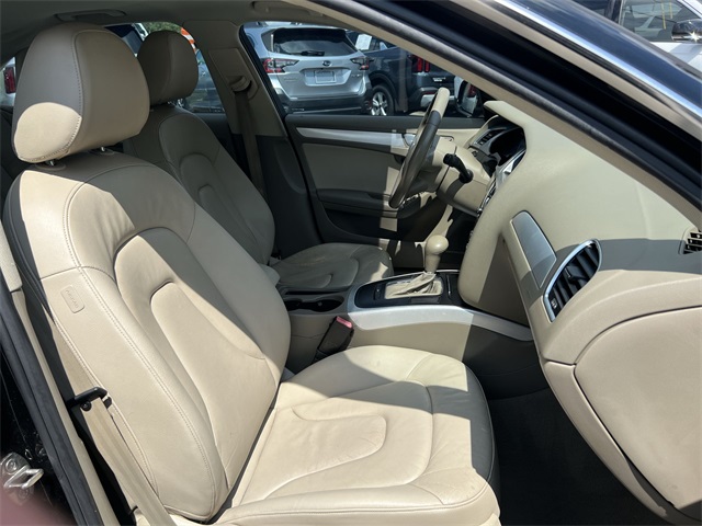 Vehicle image 15 of 24