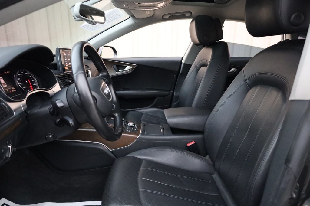 Vehicle image 16 of 46
