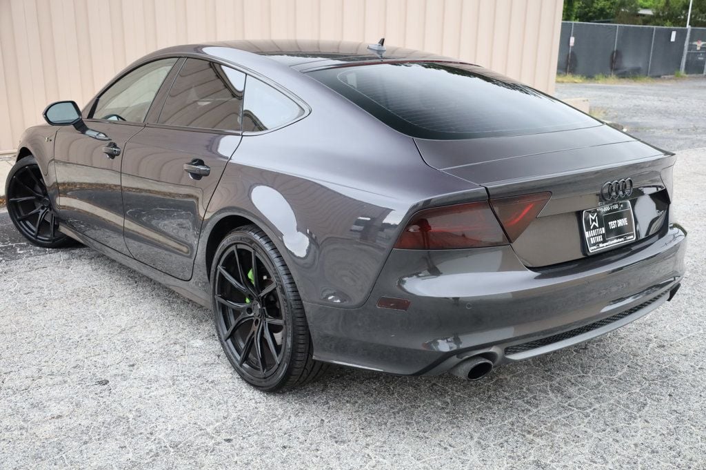 Vehicle image 8 of 46