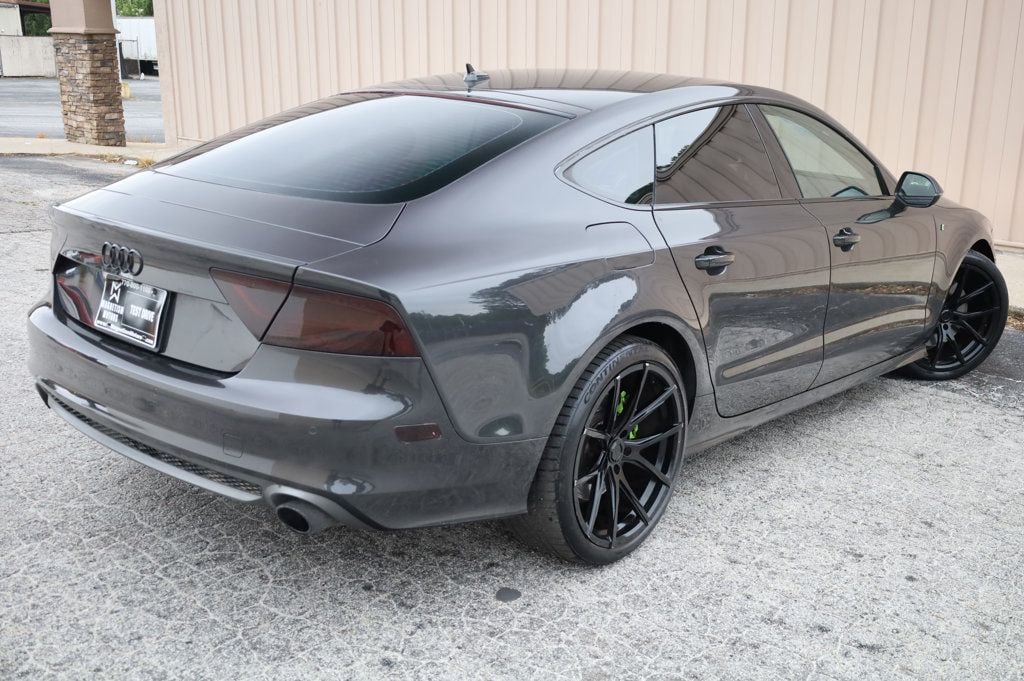 Vehicle image 7 of 46