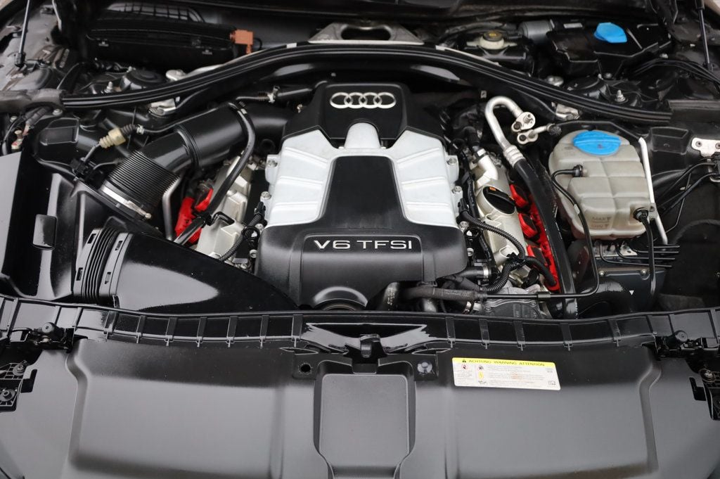 Vehicle image 11 of 46