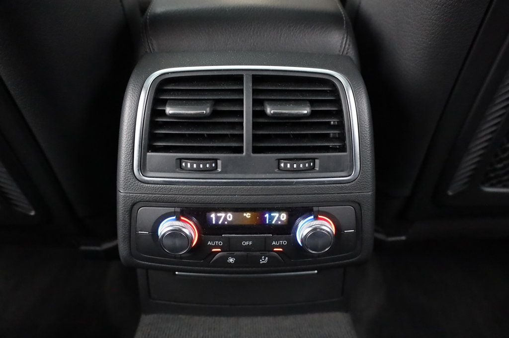 Vehicle image 36 of 46
