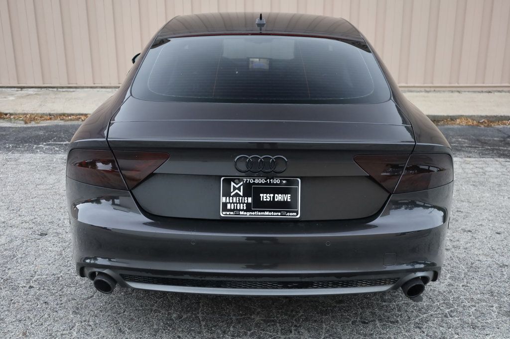 Vehicle image 10 of 46