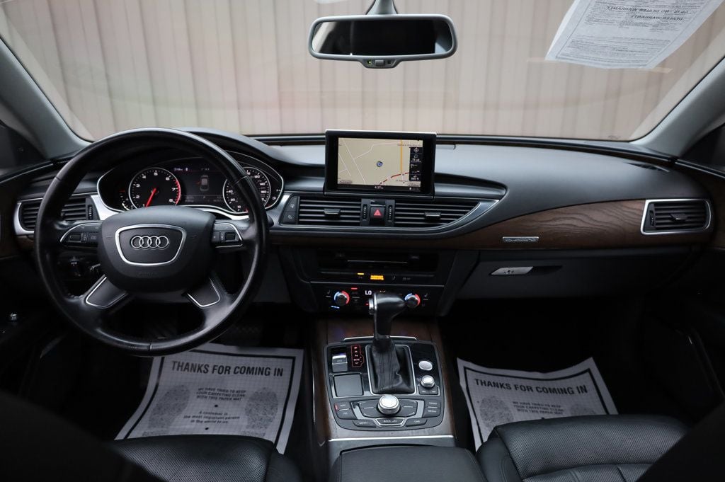 Vehicle image 31 of 46