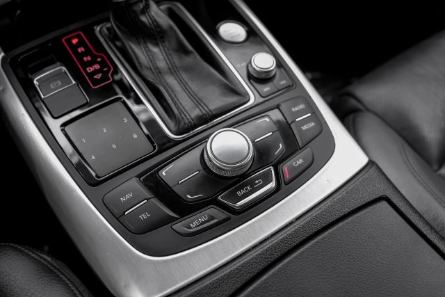 Vehicle image 46 of 64