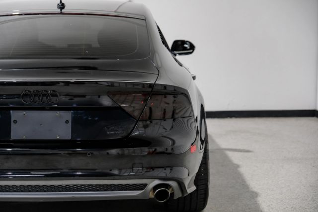 Vehicle image 9 of 64