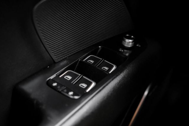 Vehicle image 55 of 64