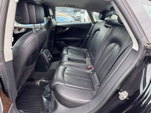 Vehicle image 9 of 11