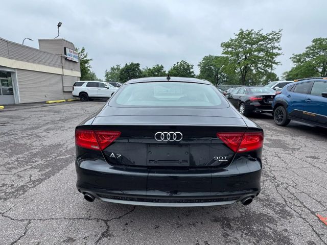 Vehicle image 5 of 11