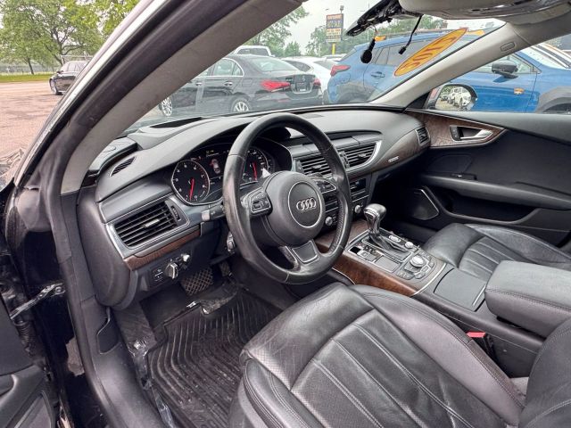 Vehicle image 8 of 11