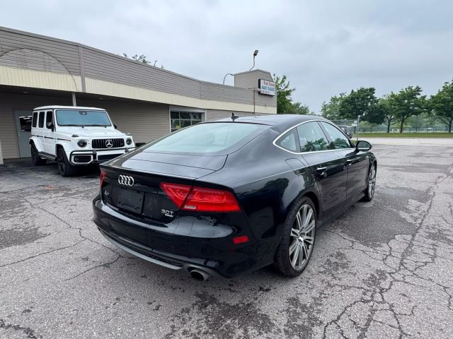 Vehicle image 4 of 11