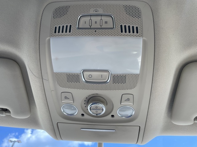 2012 Audi Q5 2.0T Premium Image 21 of 30