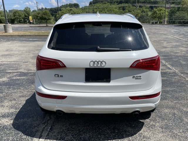 2012 Audi Q5 2.0T Premium Image 6 of 30