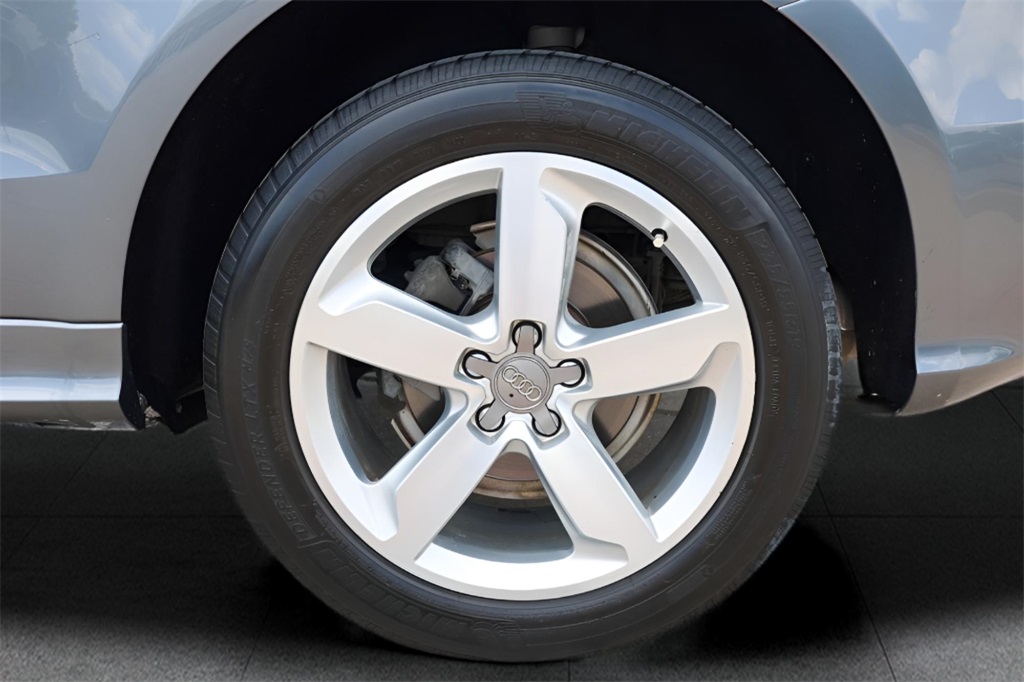 2012 Audi Q5 3.2L Prestige Image 9 of 27