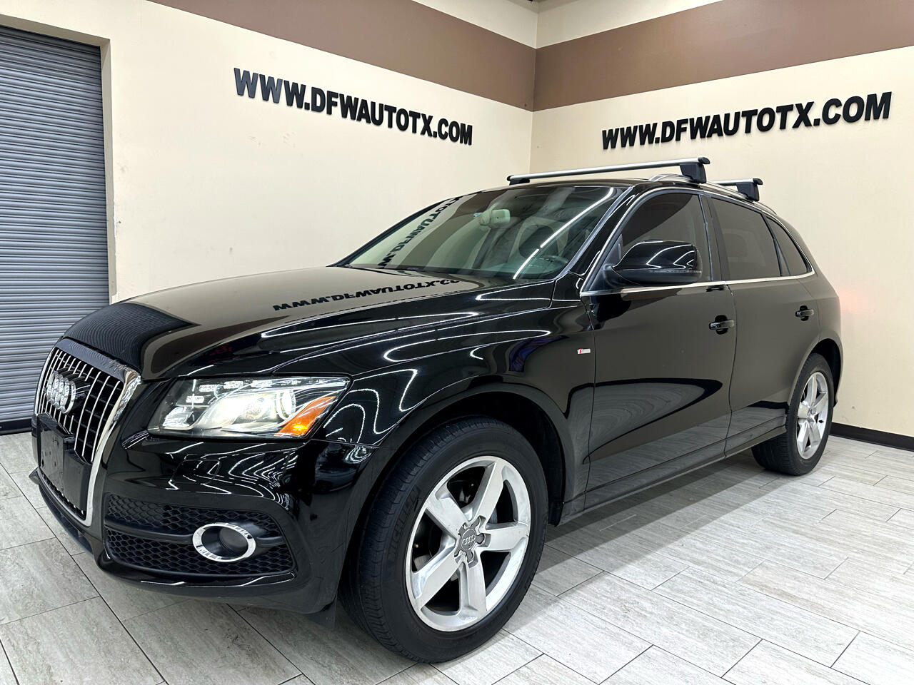 Vehicle image 2 of 44