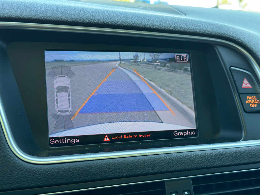 2012 Audi Q5 3.2L Premium Plus Image 22 of 33