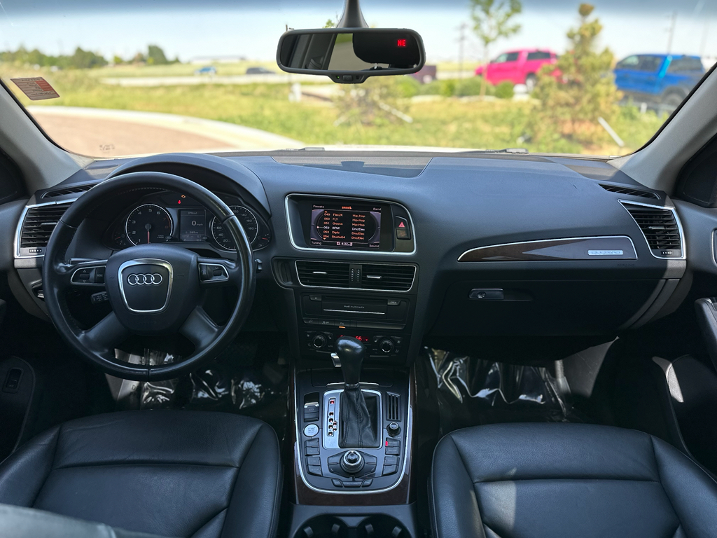 2012 Audi Q5 3.2L Premium Plus Image 16 of 33