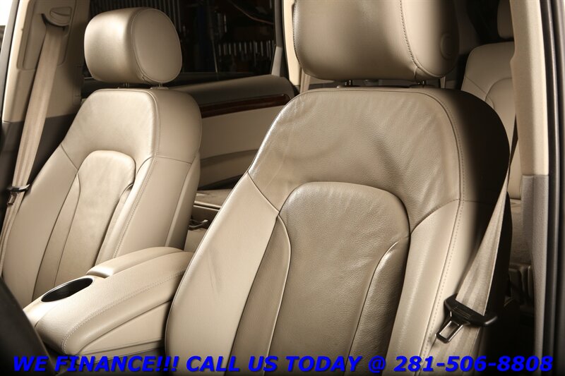 2012 Audi Q7 3.0T Premium Image 11 of 28