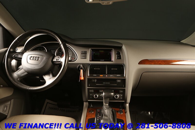 2012 Audi Q7 3.0T Premium Image 7 of 28