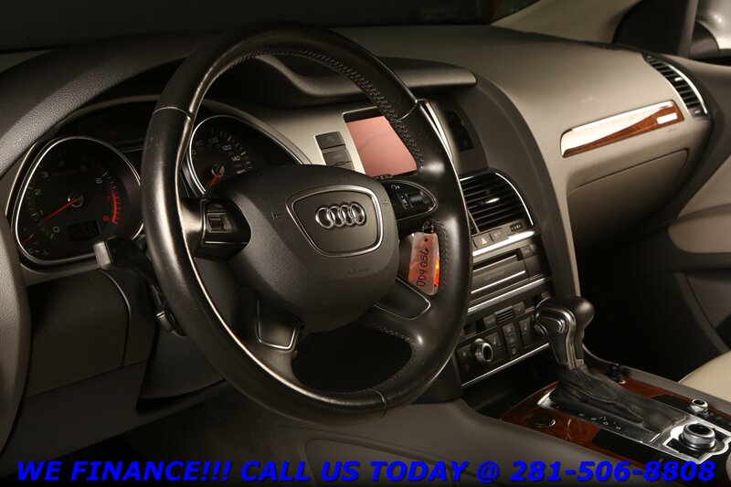 2012 Audi Q7 3.0T Premium Image 9 of 28