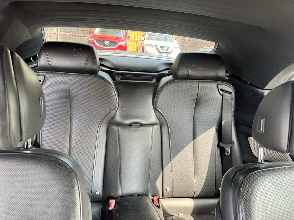 2012 BMW 6 Series 650i Image 10 of 30