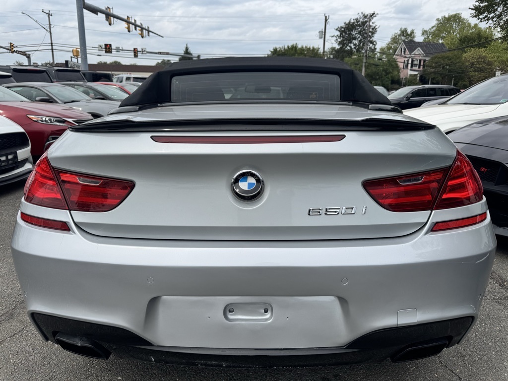 2012 BMW 6 Series 650i Image 2 of 30