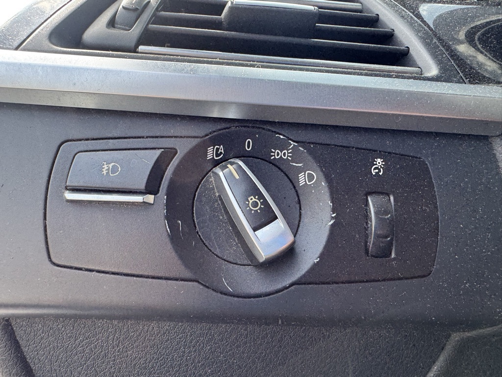 2012 BMW 6 Series 650i Image 22 of 30