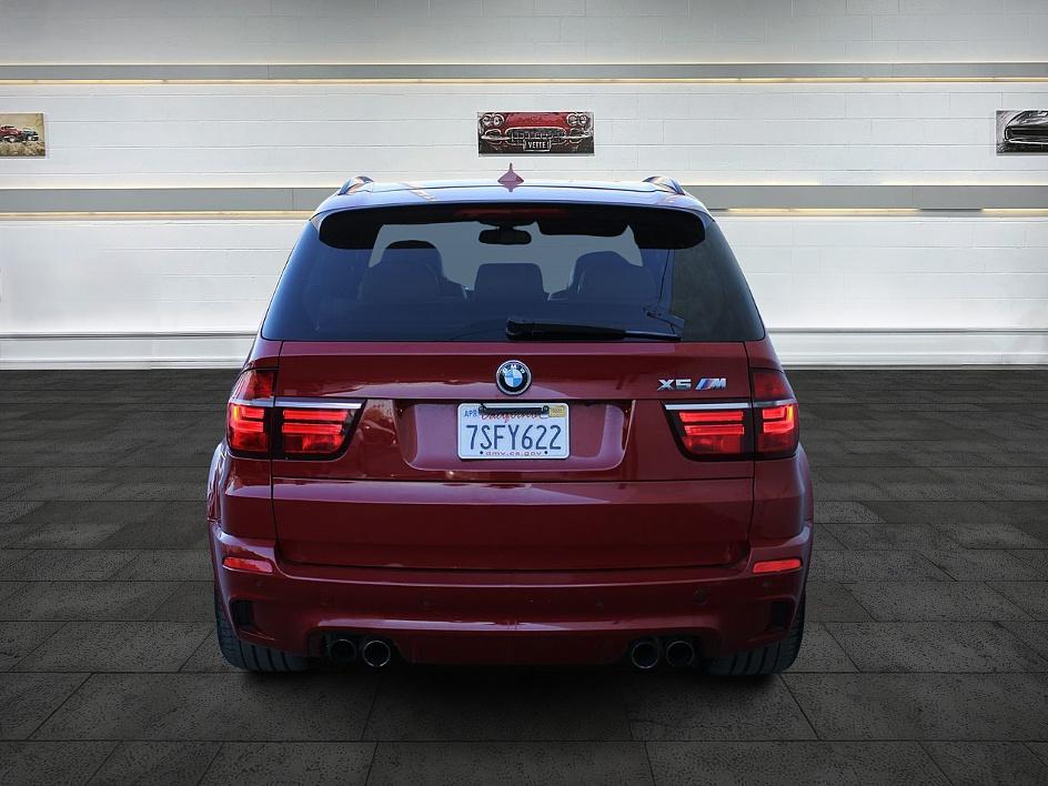 Vehicle image 4 of 28