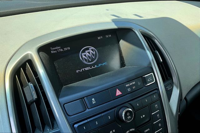 Vehicle image 18 of 31
