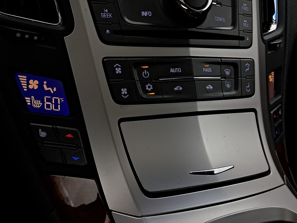 Vehicle image 18 of 31