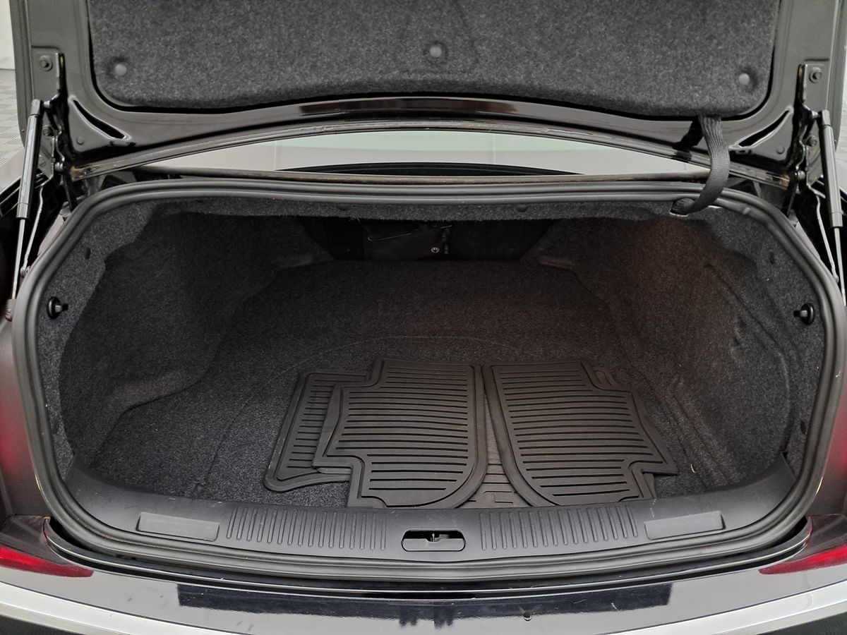 Vehicle image 7 of 31