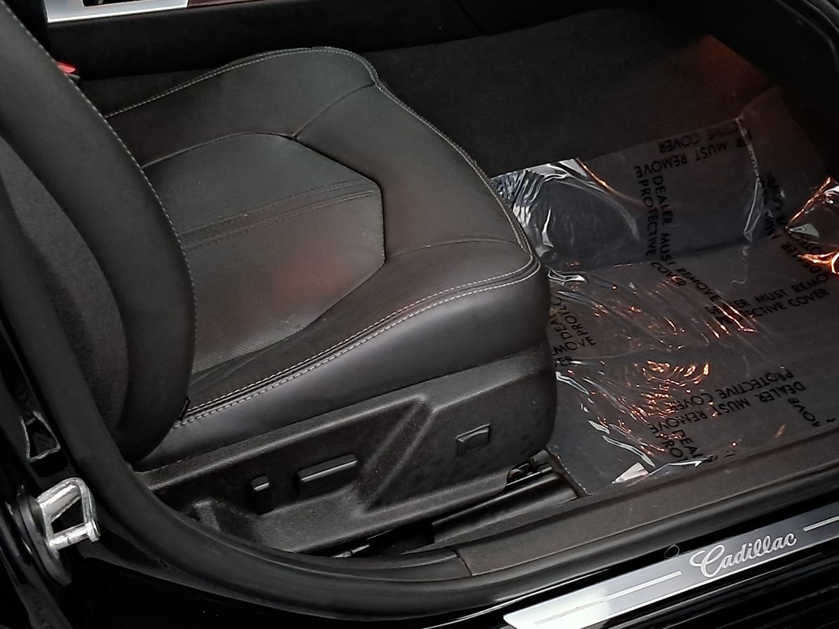Vehicle image 22 of 31