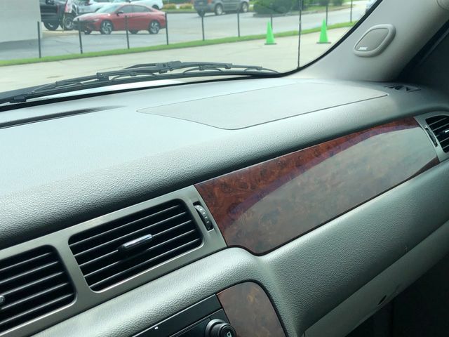 2012 Chevrolet Avalanche LT Image 30 of 30