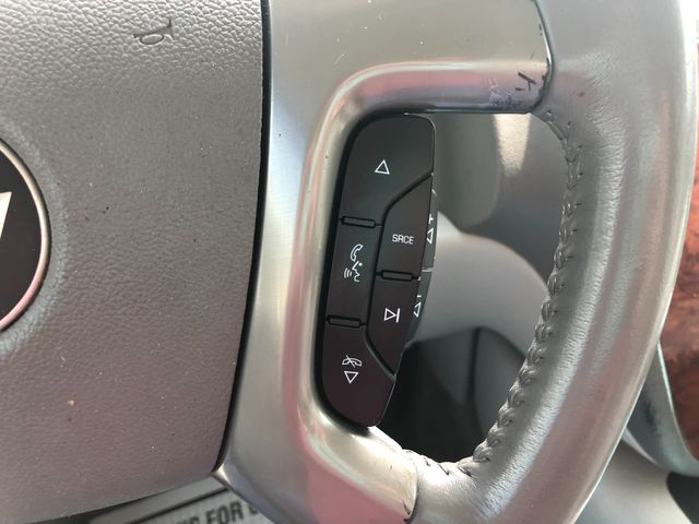 2012 Chevrolet Avalanche LT Image 28 of 30