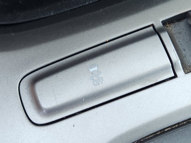 2012 Chevrolet Camaro 1LT Image 15 of 22