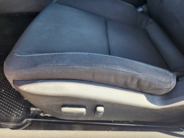 2012 Chevrolet Camaro 1LT Image 17 of 22