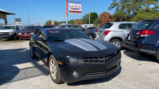 2012 Chevrolet Camaro 1LT Image 2 of 10