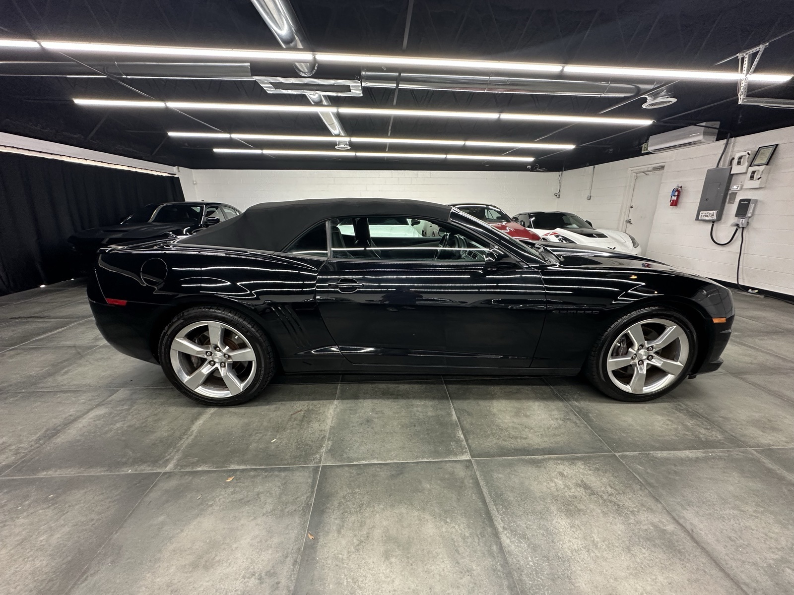 Vehicle image 5 of 26